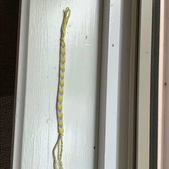 handmade thread bracelets - Picture 3 of 3